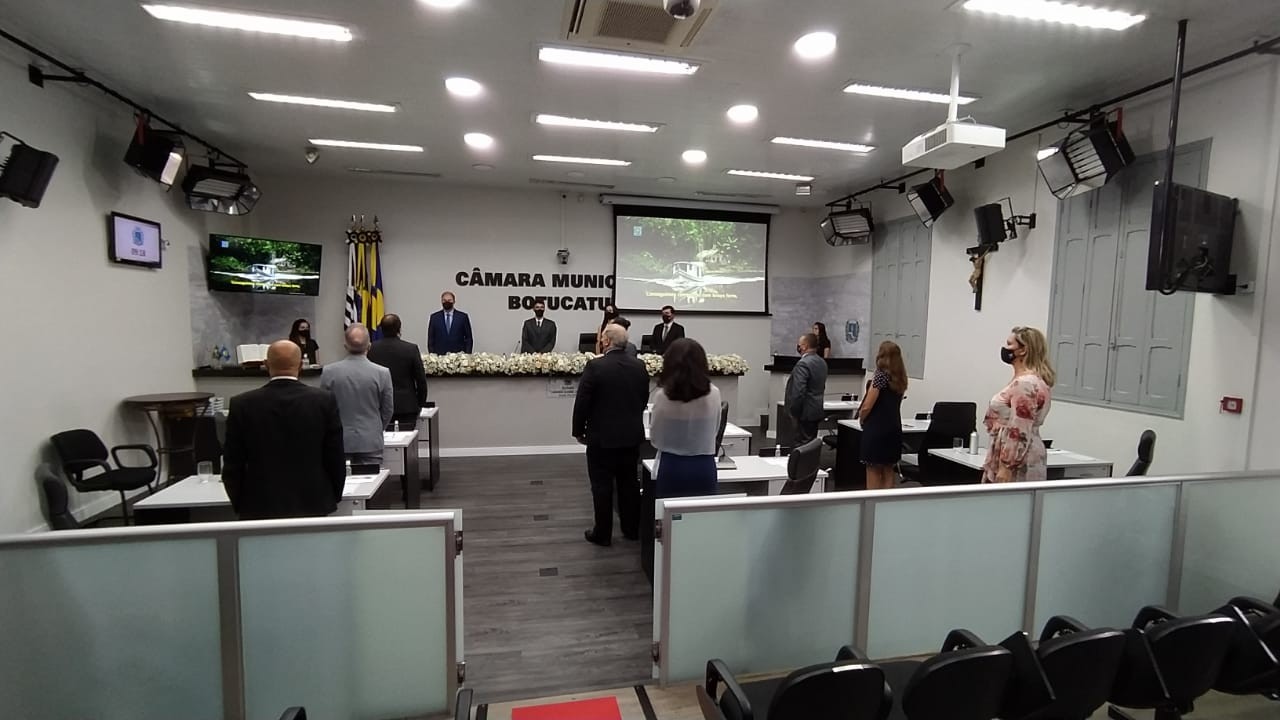 Fundação CASA de Botucatu recebe visita do prefeito – Fundação CASA