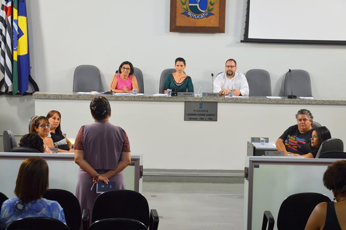 Reunião Pública discutiu políticas para mulheres e a criação de um plano municipal para o tema