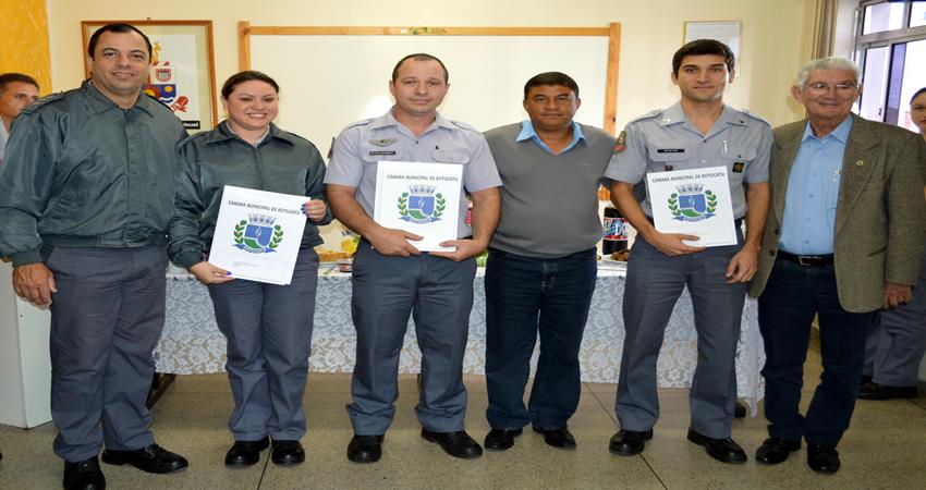 Presidente Carreira e Reinaldinho participam de homenagem na Polícia Militar