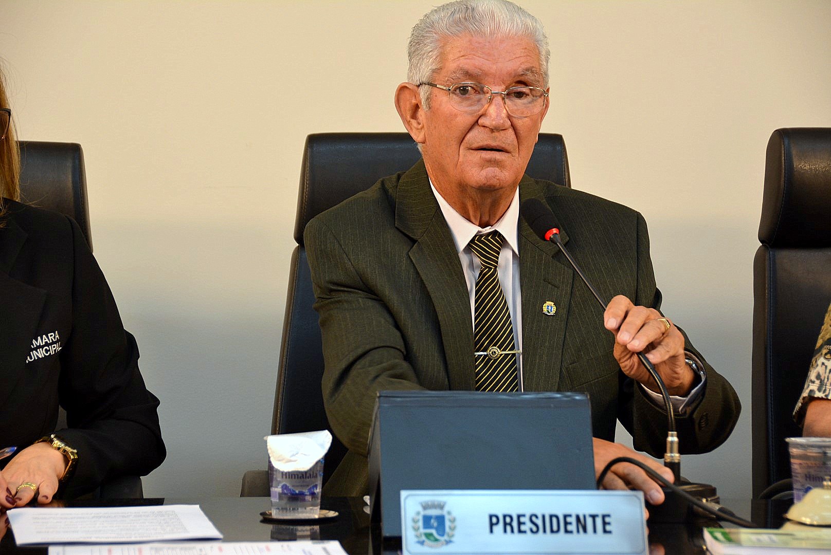 Vereador cobra recape asfáltico em importante vicinal de escoamento agrícola de Botucatu