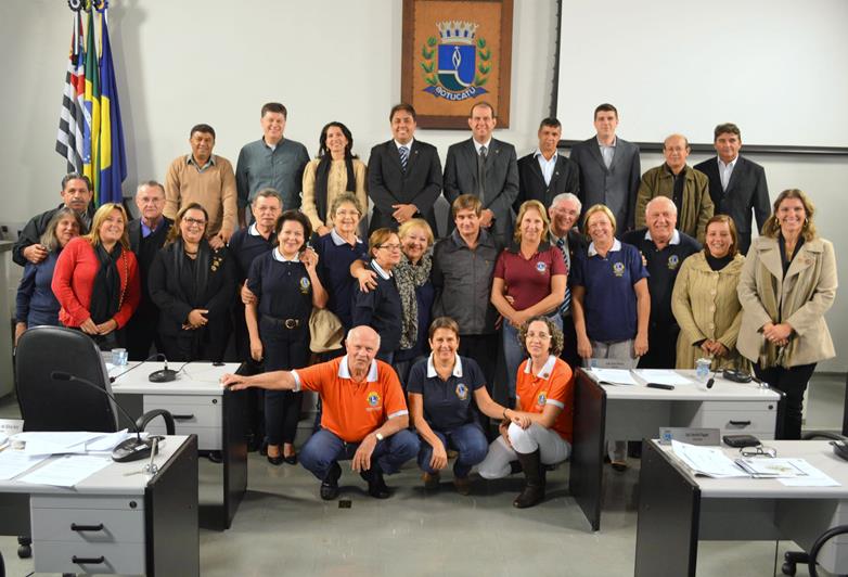 Carreira aprova Projeto de Lei que institui o Dia do Lions Club em Botucatu