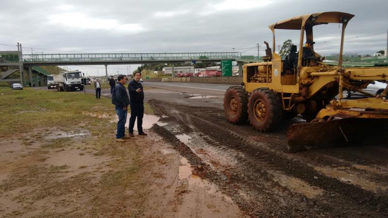 Curumim acompanha obras de reforma em trecho da Rodovia João Hipólyto Martins