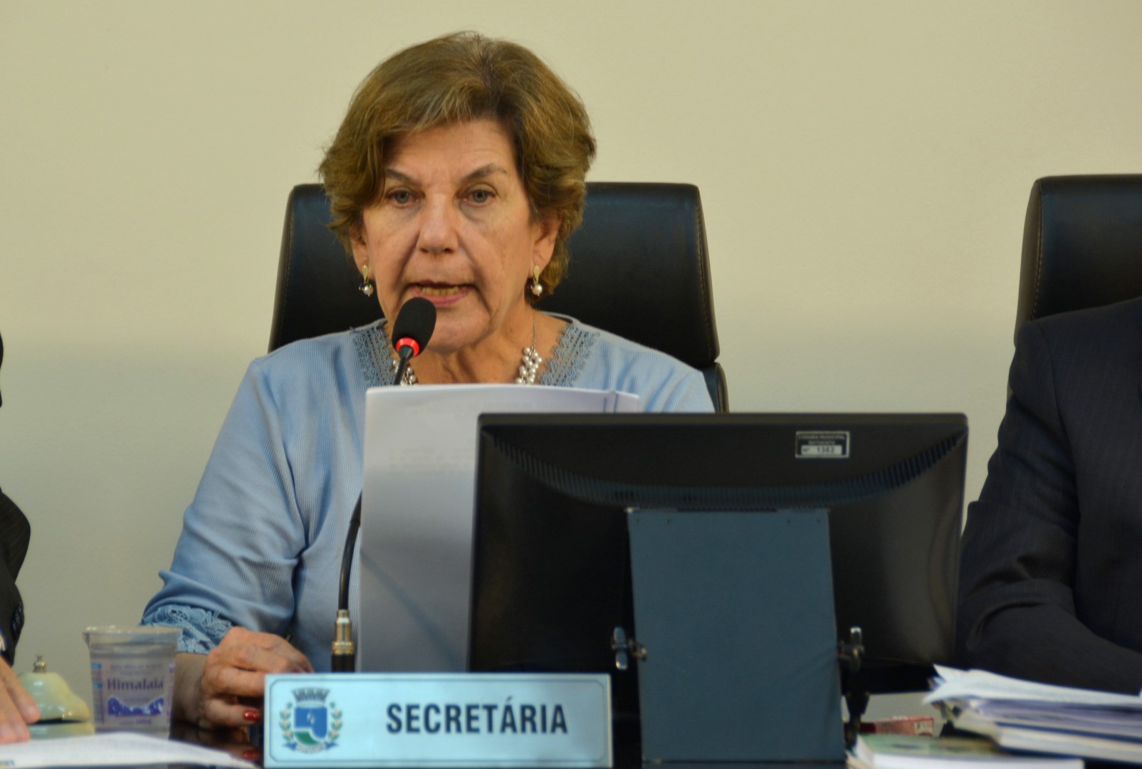 Vereadora cobra documento para que contribuinte tenha acesso à quitação dos débitos fiscais