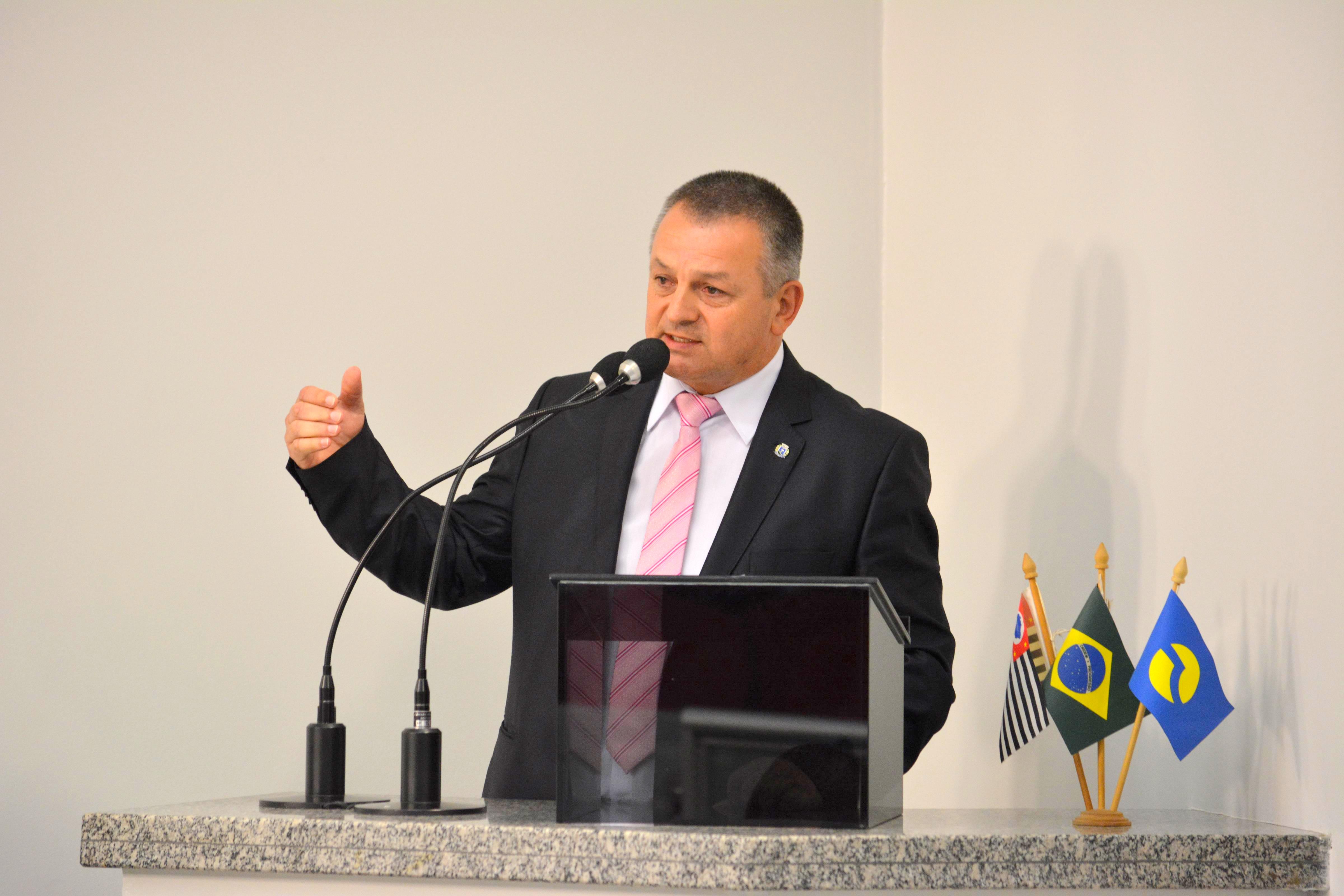 Sargento Laudo tem pedidos por abastecimento de água no Califórnia 1 e por “Município Turístico”