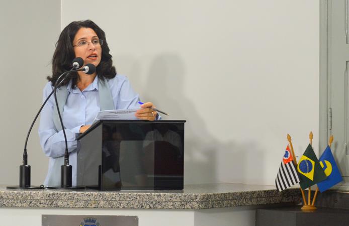 Rose Ielo apresenta PL por benefício à mulheres, crianças e idosos no transporte coletivo e escolar